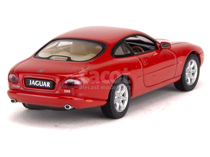 34146 Jaguar XK8 Coupé 1996