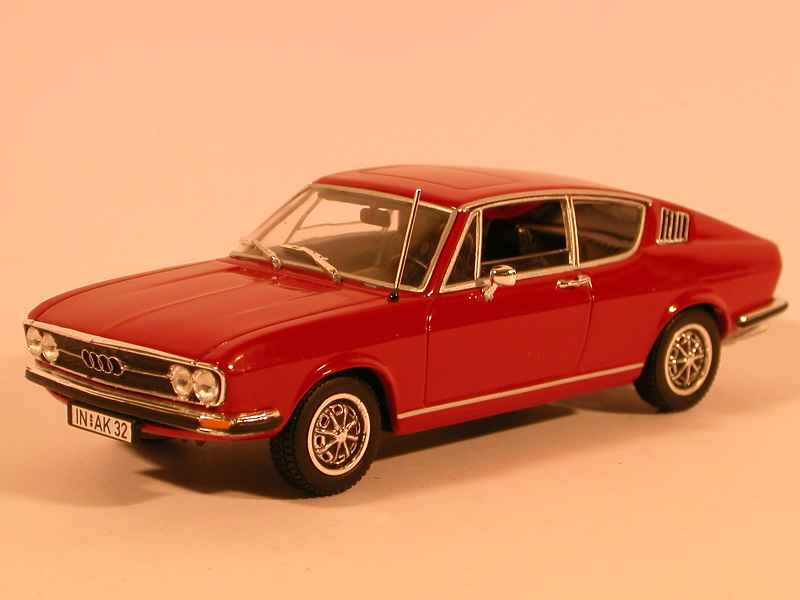 Marketplace : AUDI 100 1969 Marron métallique - Maxichamps - 1:43