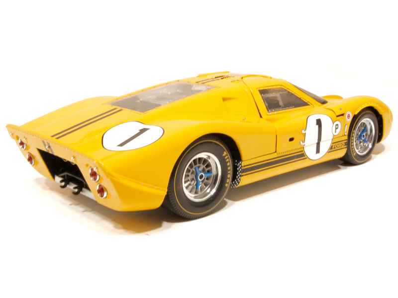 1966 Sebring-winning ford gt roadster