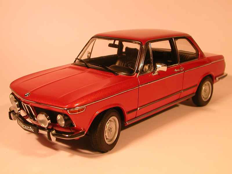 36704 BMW 2002 L/ E10 1973