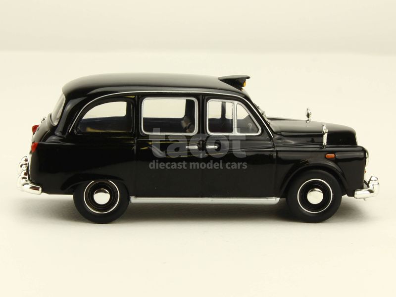 36811 Austin FX4 Taxi London 1965