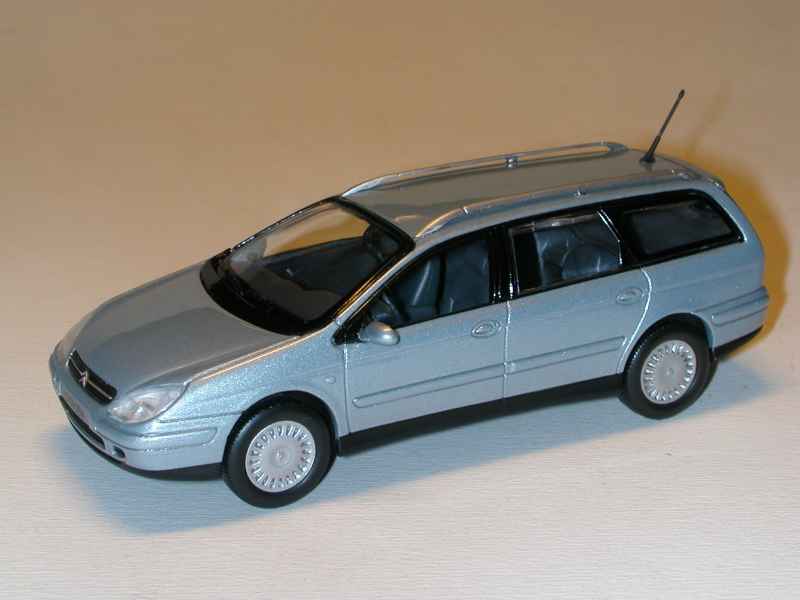 36993 Citroën C5 Break 2001