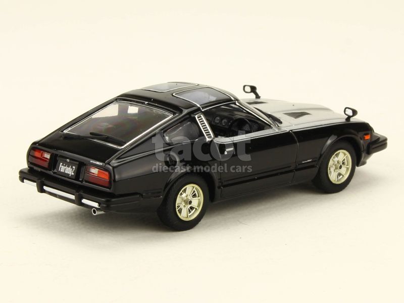 Nissan - Fairlady 280Z T Bar Top - Ebbro - 1/43 - Autos Miniatures