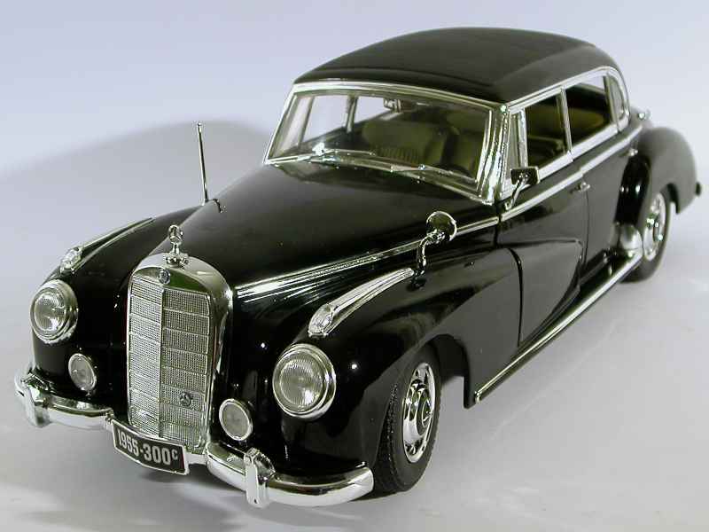 37469 Mercedes 300C Limousine 1955