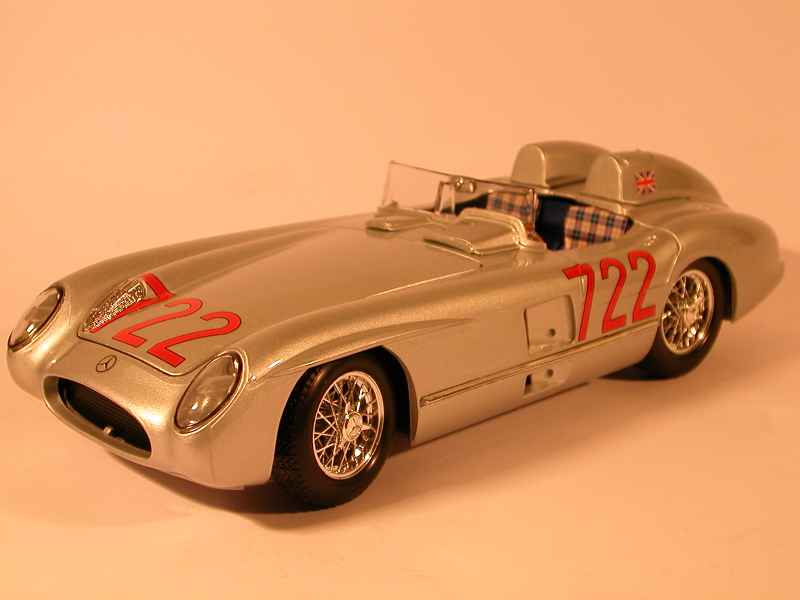 Mercedes Benz 300 SL "Flügeltür" silber No. 3015 BURAGO 1:18 (Gebraucht