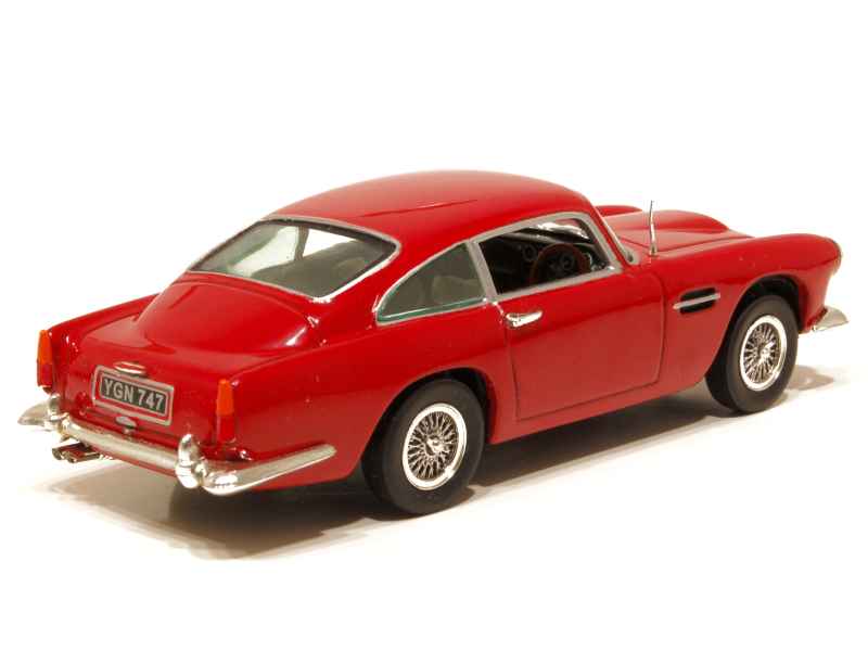 38392 Aston Martin DB4 Coupé 1960