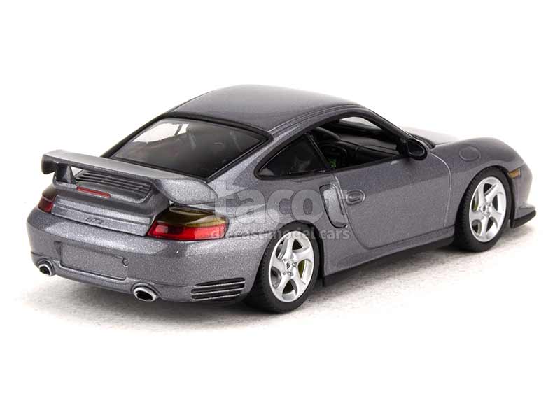 38455 Porsche 911/996 GT2 2001