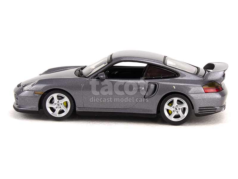 38455 Porsche 911/996 GT2 2001