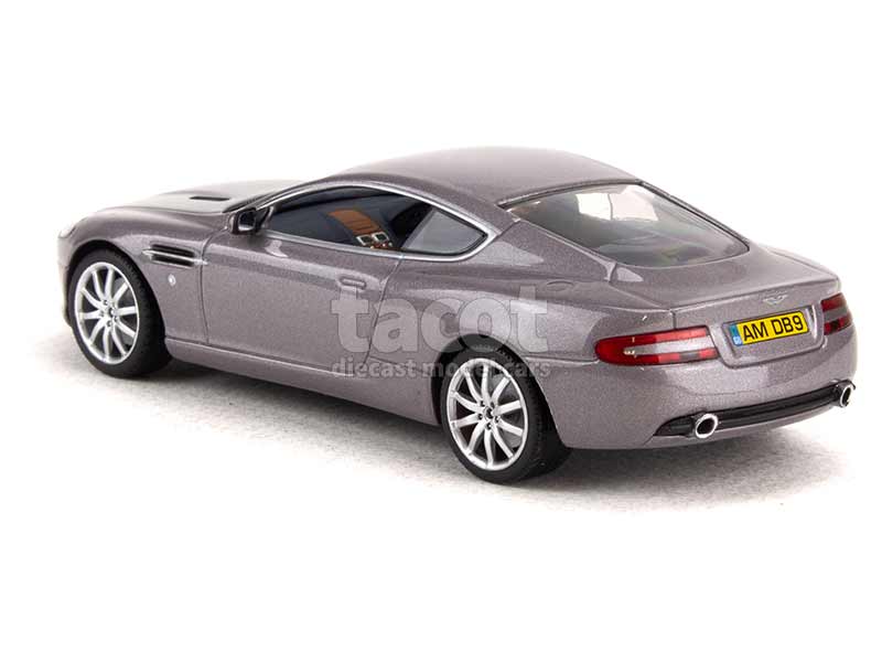 38694 Aston Martin DB9 2004