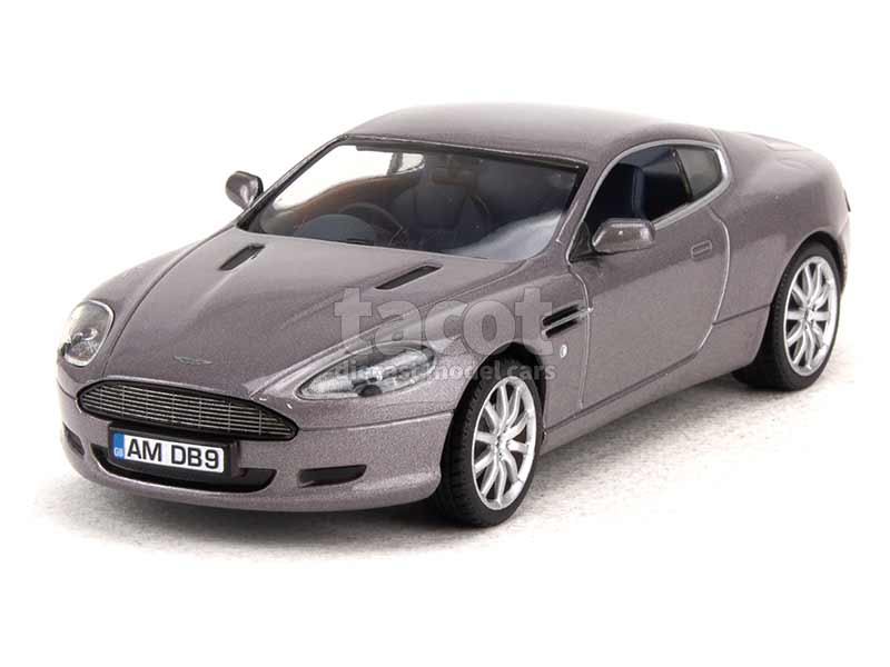 maquette aston martin