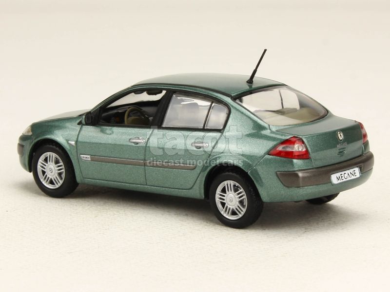38770 Renault Megane II Berline 2003