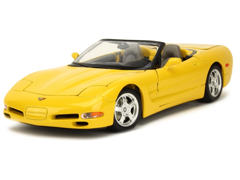Voiture Miniature de Collection - BBURAGO - JAGUAR Type E Cabriolet