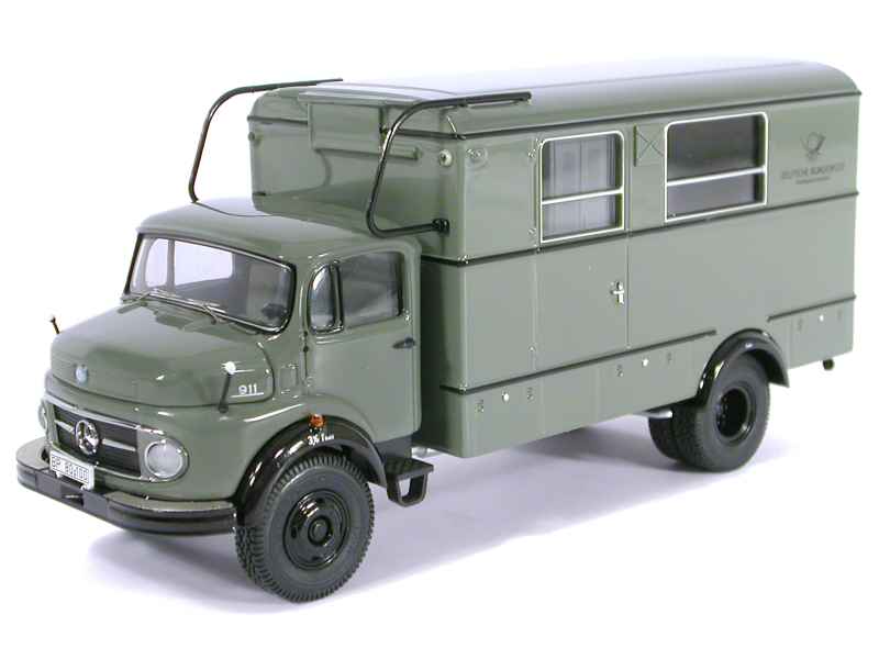 40463 Mercedes L 911 Fourgon Post