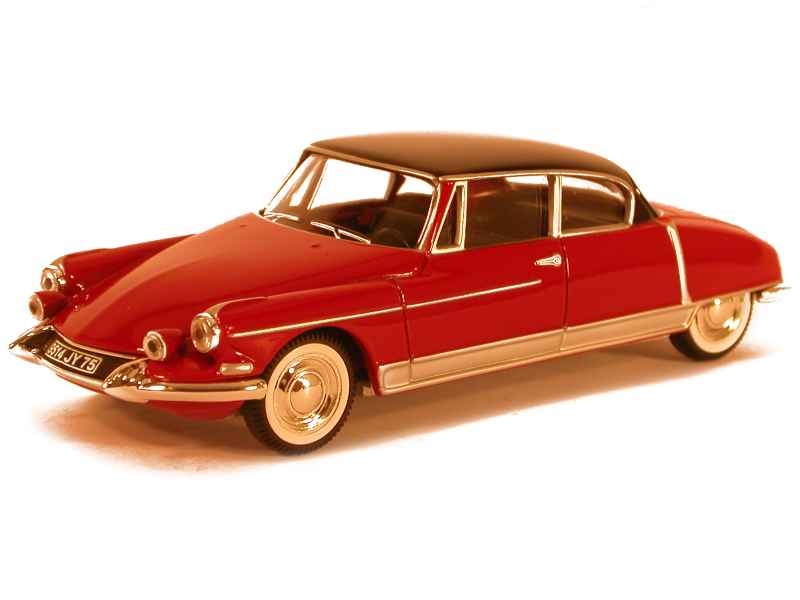 40888 Citroën DS Chapron Coupé Le Paris