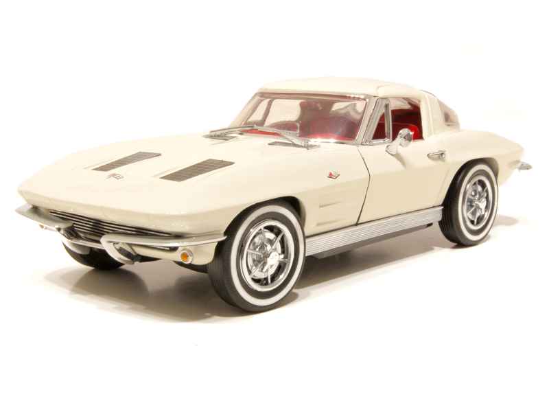 40998 Chevrolet Corvette Coupé 1963