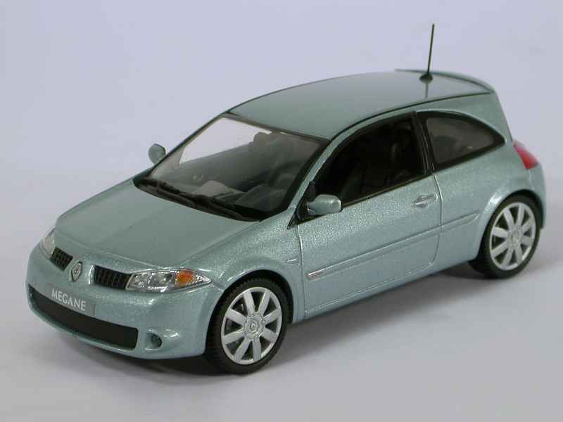 Renault Megane II RS 2004 Universal Hobbies 1 43 Autos