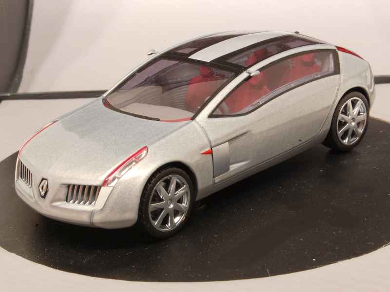 41157 Renault Talisman Concept Car 2001