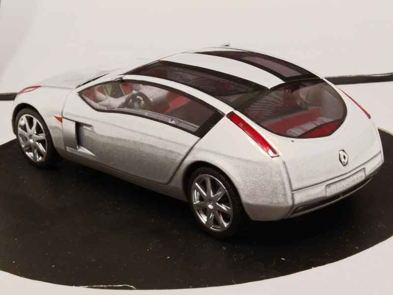 41157 Renault Talisman Concept Car 2001