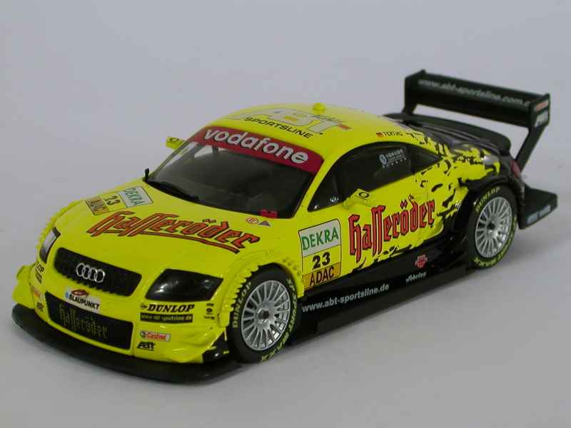 42719 Audi TT-R Shangai 2004