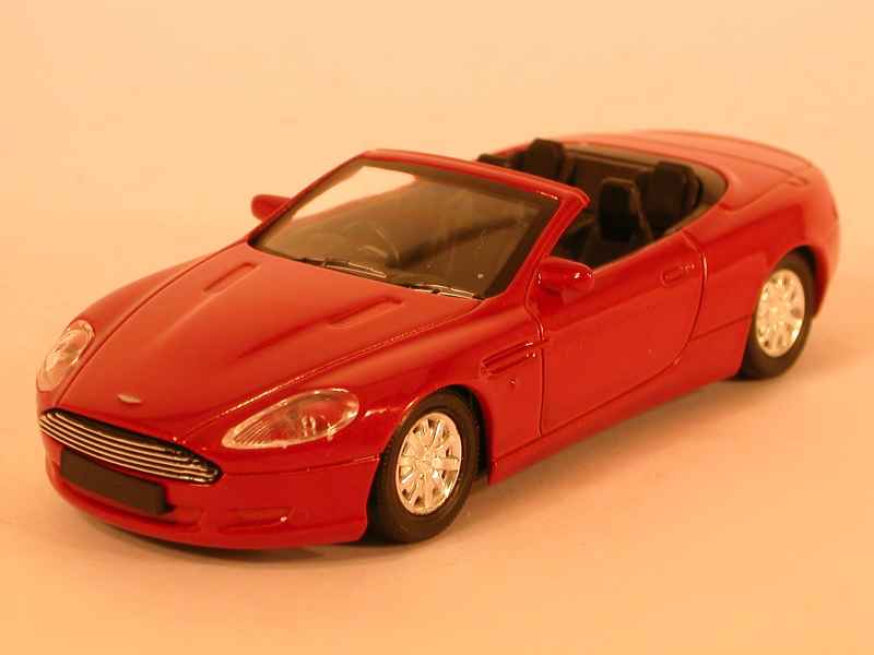 42986 Aston Martin DB9 Volante 2005
