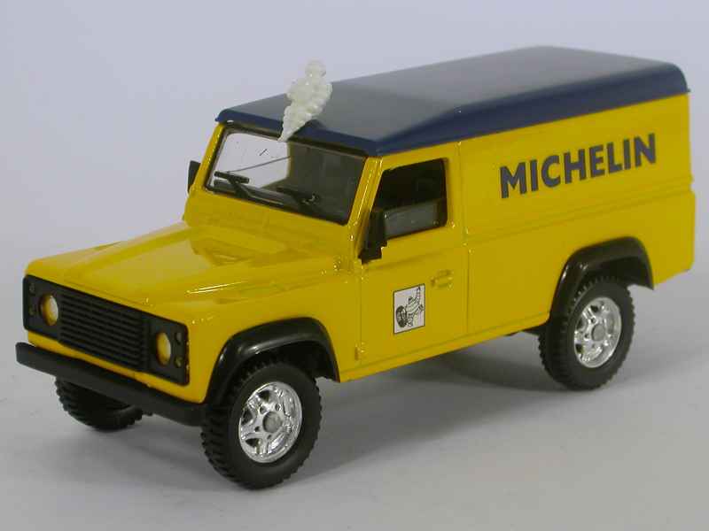 43489 Land Rover Defender 110 Michelin