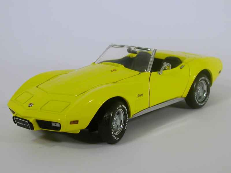 43526 Chevrolet Corvette Cabriolet 1975