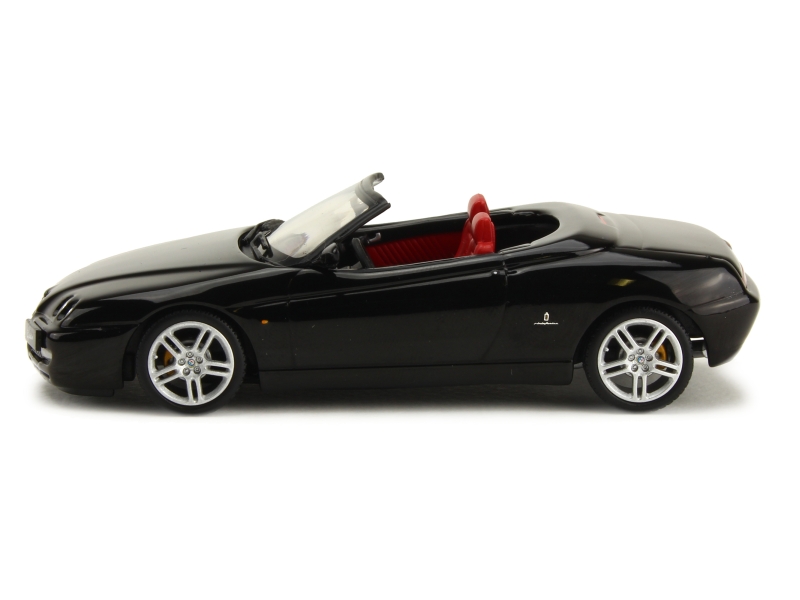 44118 Alfa Romeo Spyder 2004