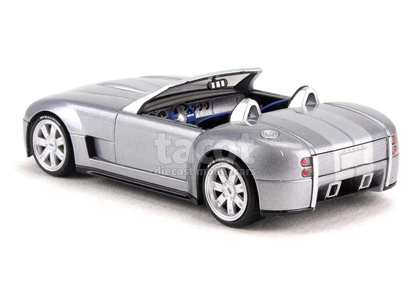 44125 Ford Shelby Cobra 2004
