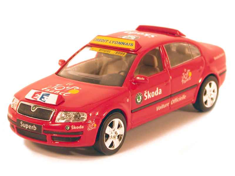 Skoda Superb Tour De France Norev 1 43 Autos Miniatures Tacot