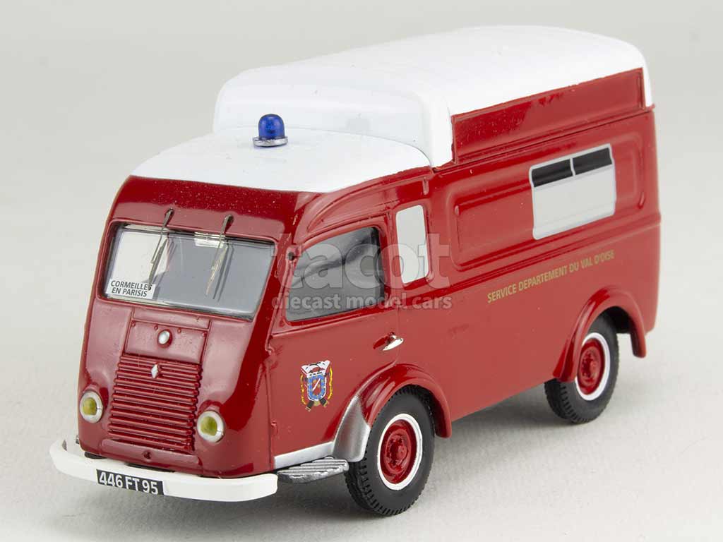44866 Renault 1000 KG Ambulance