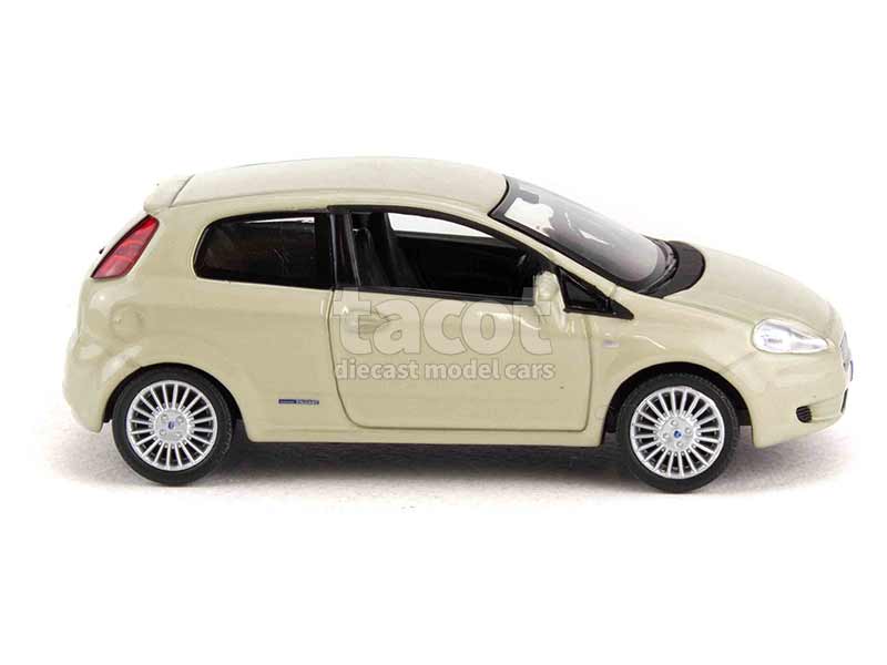 45425 Fiat Punto 3 Doors 2005