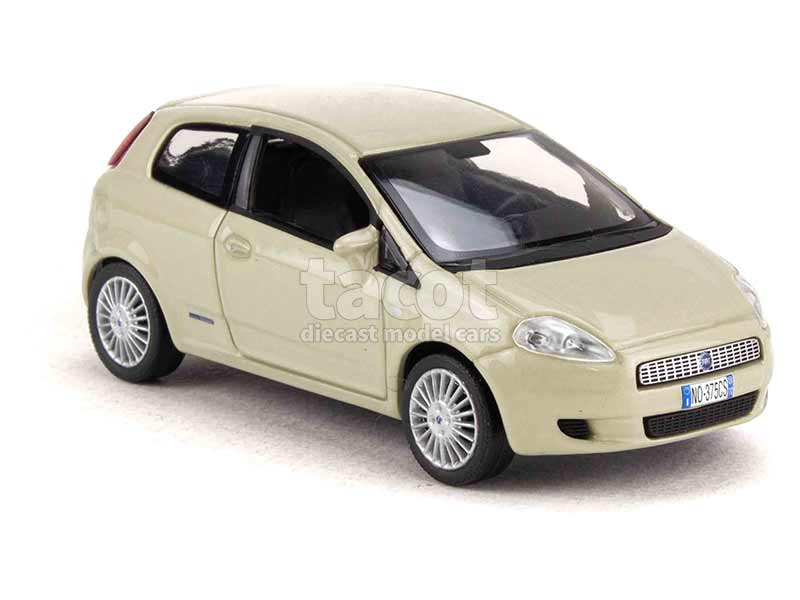 45425 Fiat Punto 3 Doors 2005