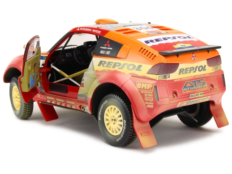 Miniature Solido 1/18 – Mitsubishi Pajero Evolution 2004 – En Boîte – Occasion