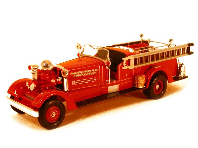 46103 Ahrens Fox HT Piston Pumper