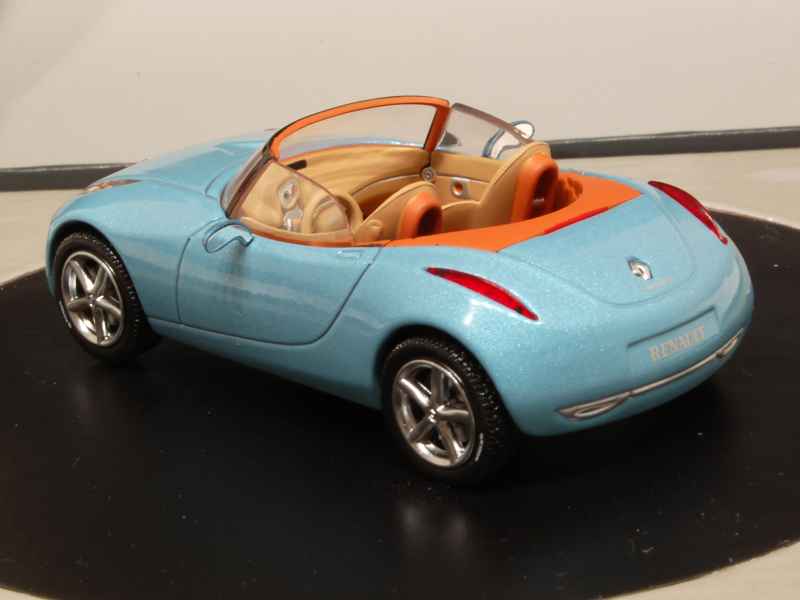 46382 Renault Wind Concept Car 2004