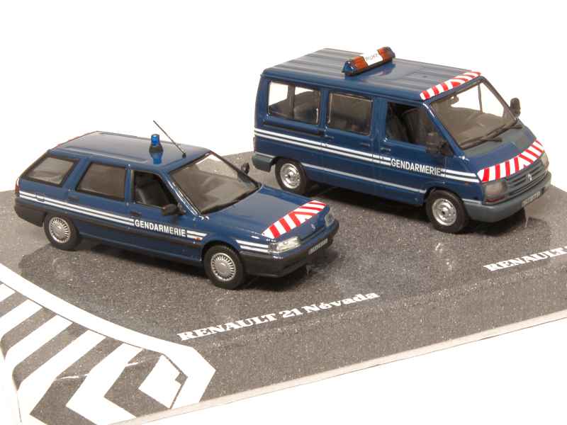 Miniature gendarmerie renault trafic d'occasion - Collection