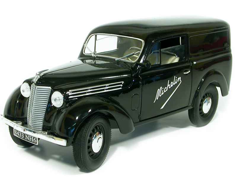 46779 Renault Juvaquatre Break 1952