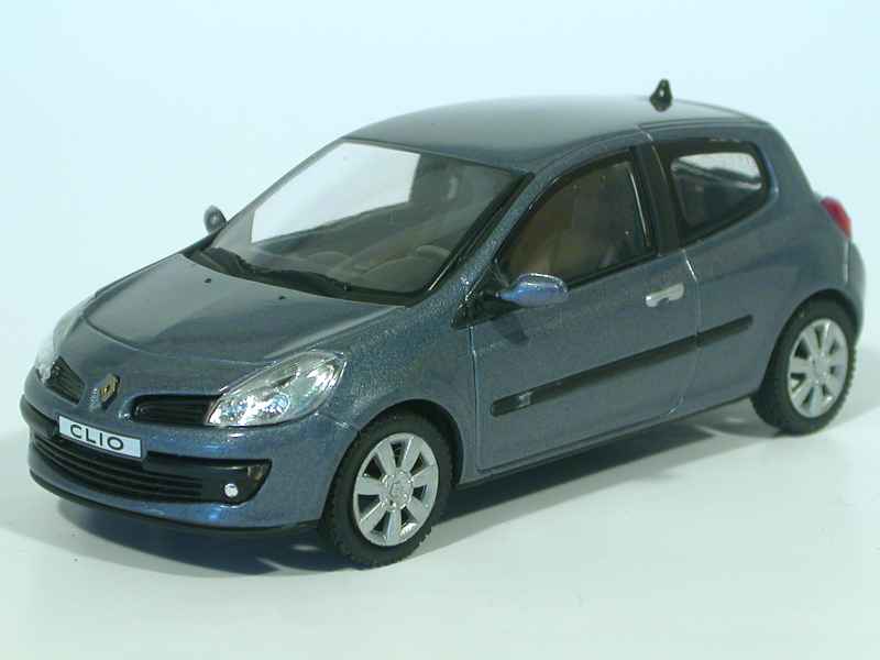 47024 Renault Clio III 3 Doors 2005