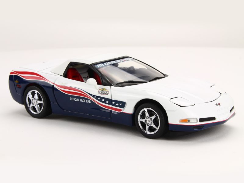 47205 Chevrolet Corvette Pace Car 2004