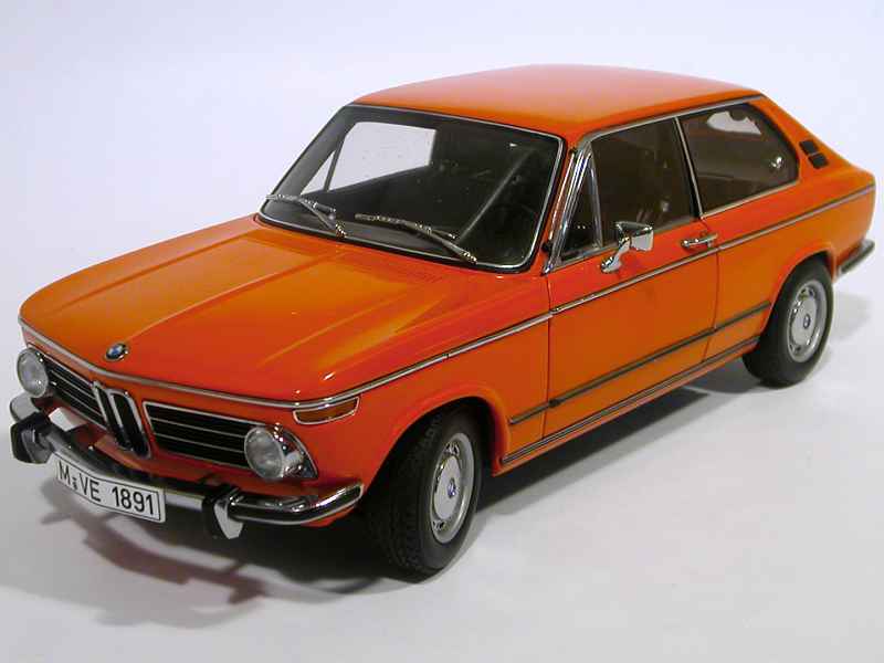 47668 BMW 2000 Touring/ E10 1972