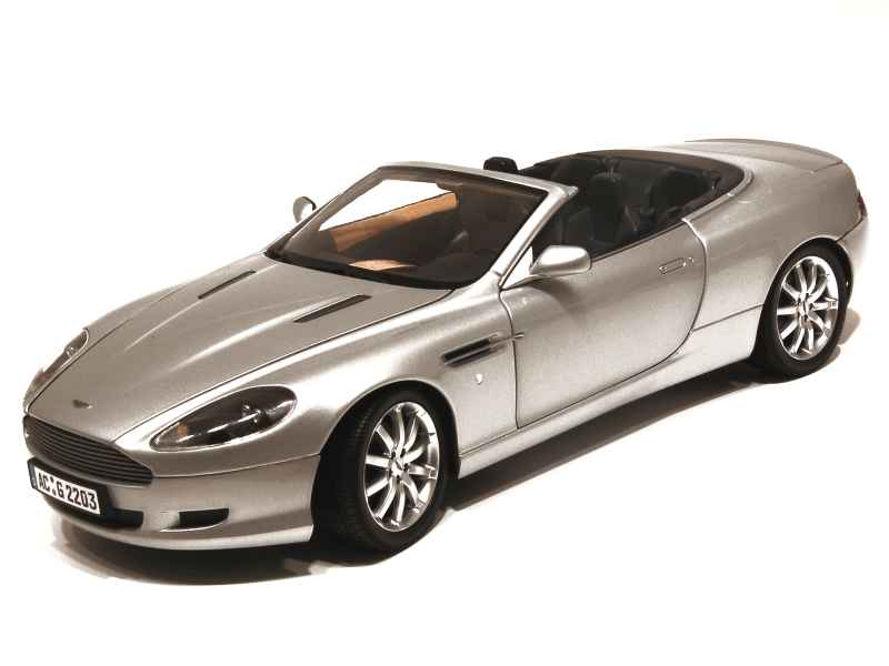 49393 Aston Martin DB9 Volante 2004