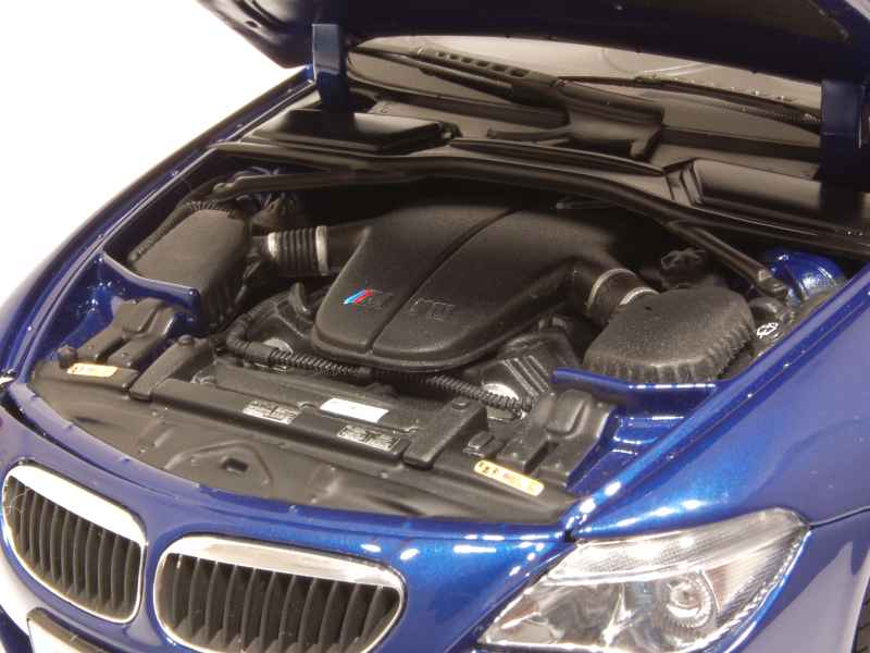 50361 BMW M6/ E63 2005