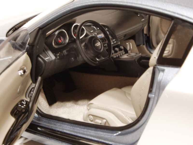 50536 Audi R8 V8 2007