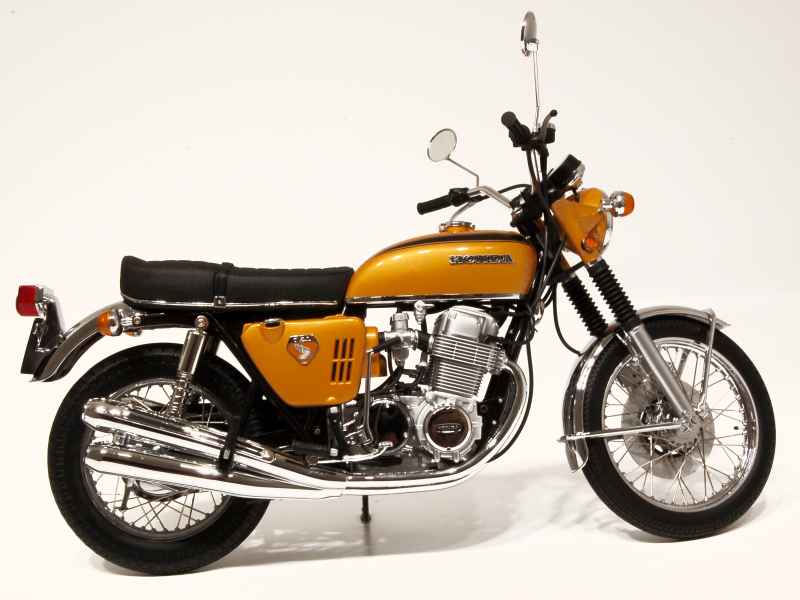 Honda - CB 750 1968 - Minichamps - 1/6 - Autos Miniatures Tacot