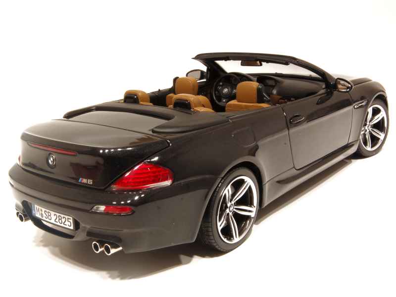 50688 BMW M6 Cabriolet/ E64 2006