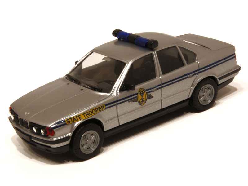 51164 BMW M5/ E34 Highway Patrol