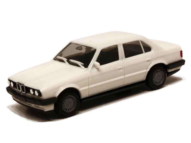 51204 BMW 325i/ E30