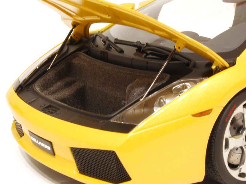 52353 Lamborghini Gallardo 2004