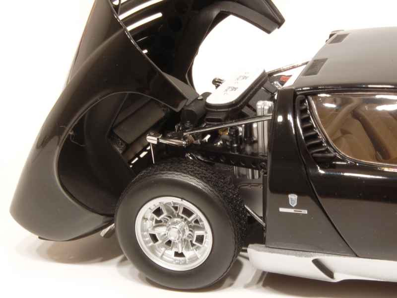 52371 Lamborghini Miura P400