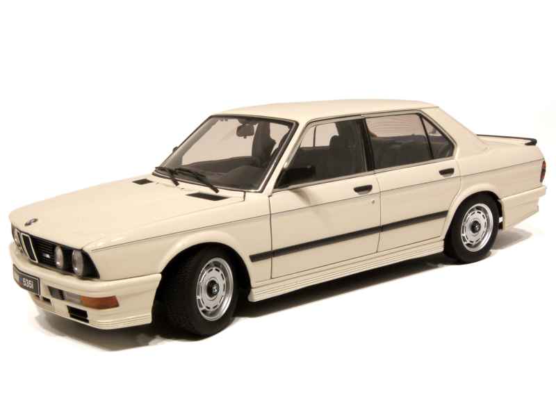 BMW M535i/ E28 1985 AUTOart 1/18 Autos Miniatures Tacot